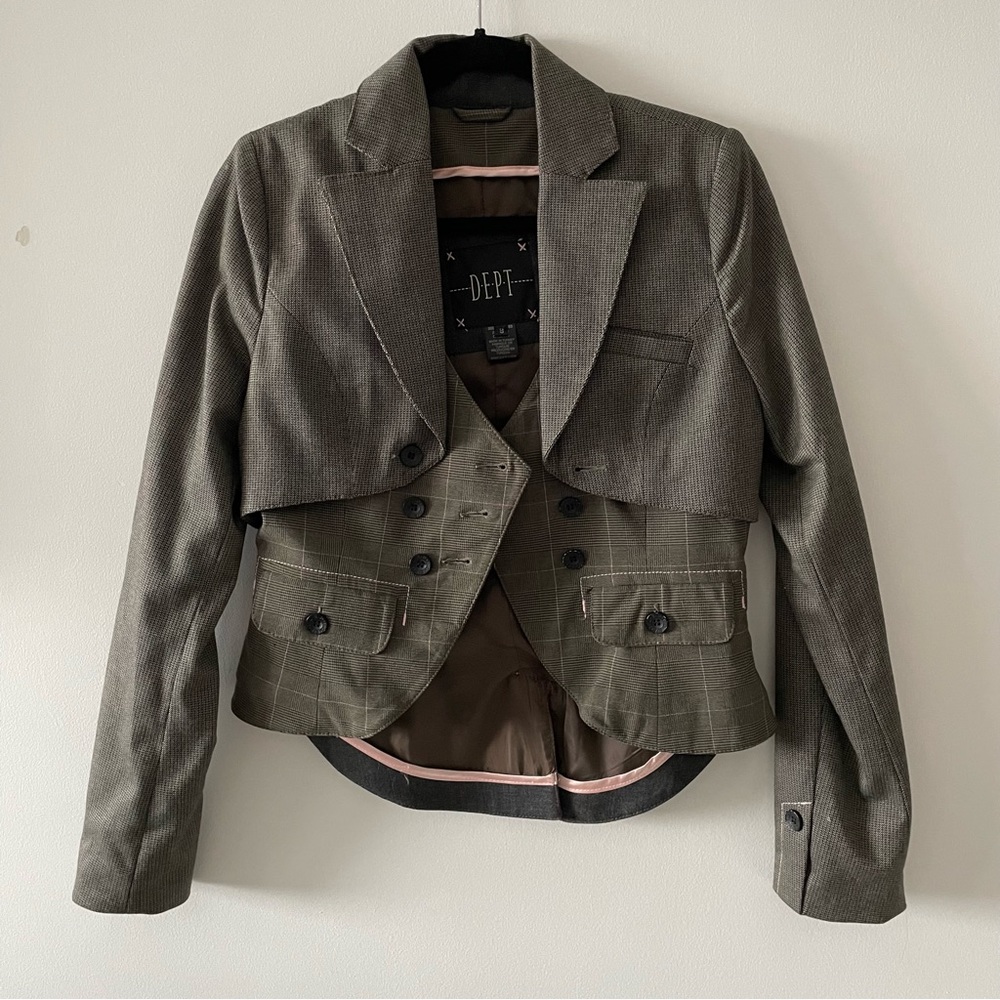 DEPT grey long sleeve jacket with built in suit vest look size small pockets